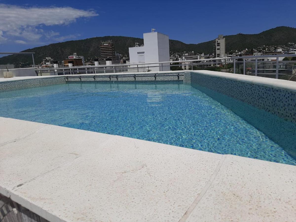 Golden Ross Hotel Villa Carlos Paz Bagian luar foto