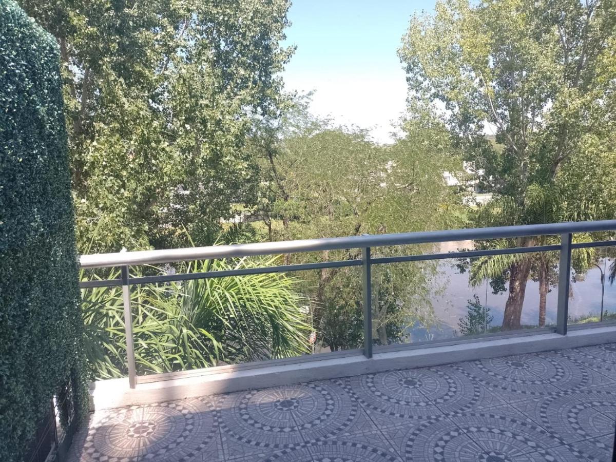 Golden Ross Hotel Villa Carlos Paz Bagian luar foto