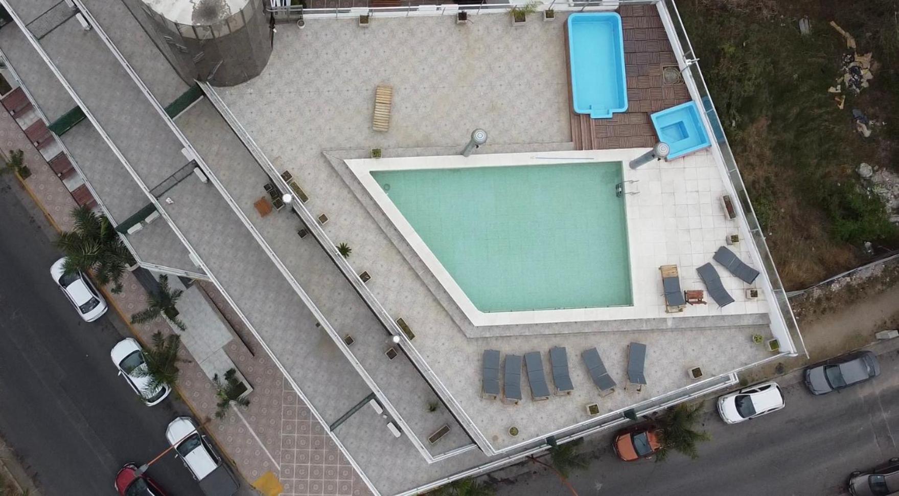 Golden Ross Hotel Villa Carlos Paz Bagian luar foto
